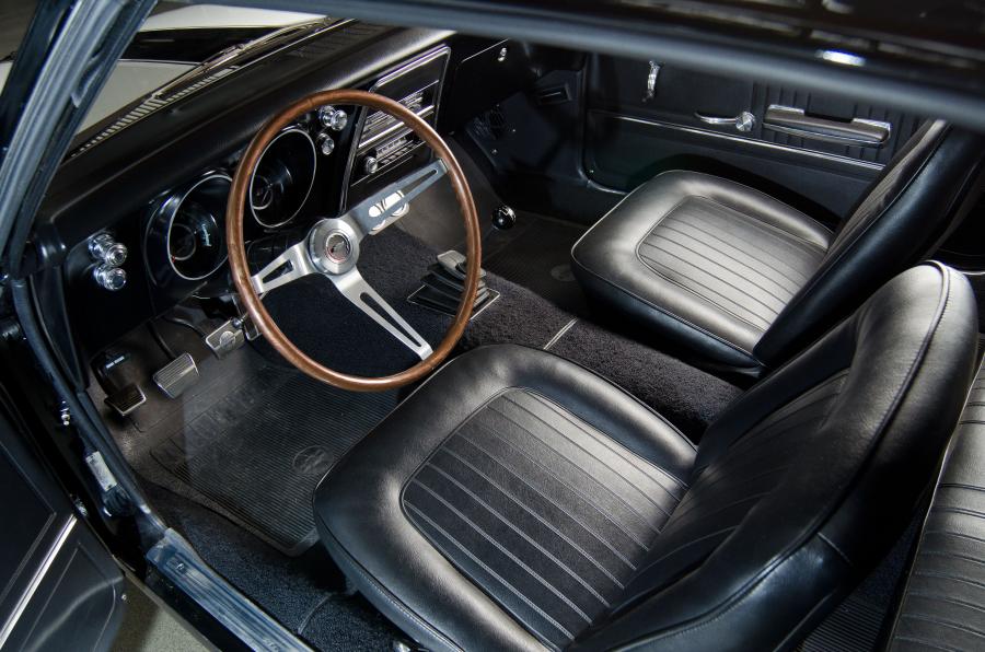  Chevrolet Camaro Z28 Sport Coupe 1967 года  (фото 12 из 14)